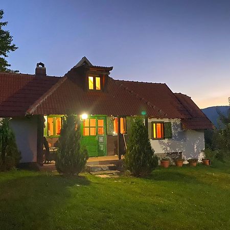 Camp Viljamovka Daire Kremna Dış mekan fotoğraf